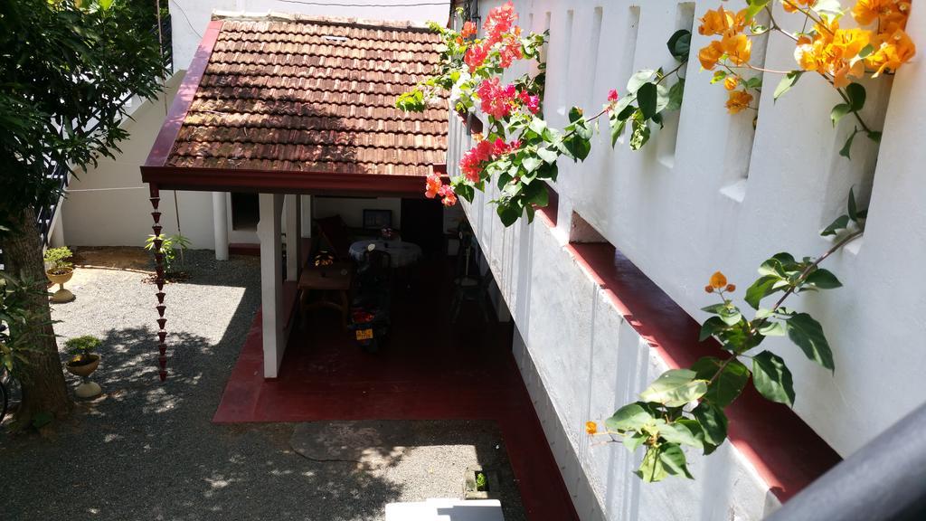 Hotel Desitha Family House Mirissa Exterior foto